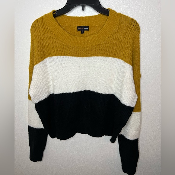 Ambiance Sweaters - Gently loved Ambiance apparel knit sweater